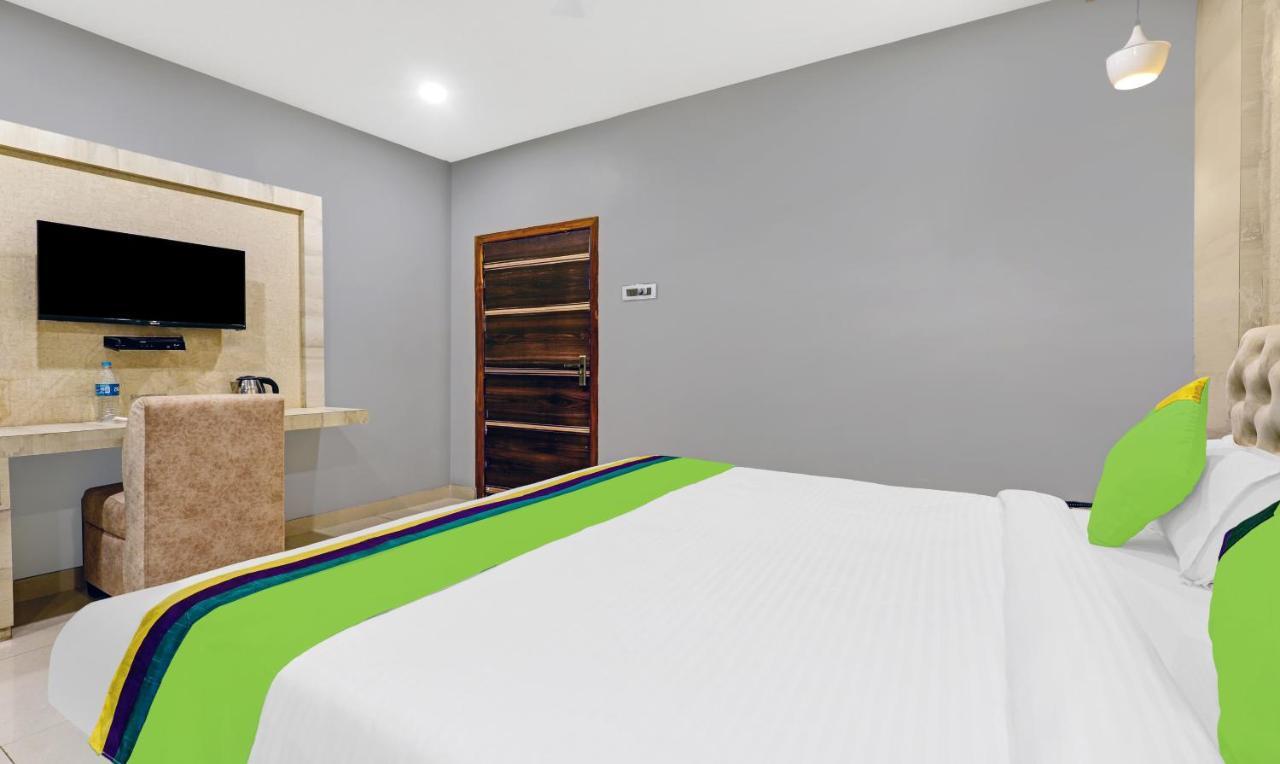 Treebo Spring Brook Hotel Guwahati Bagian luar foto