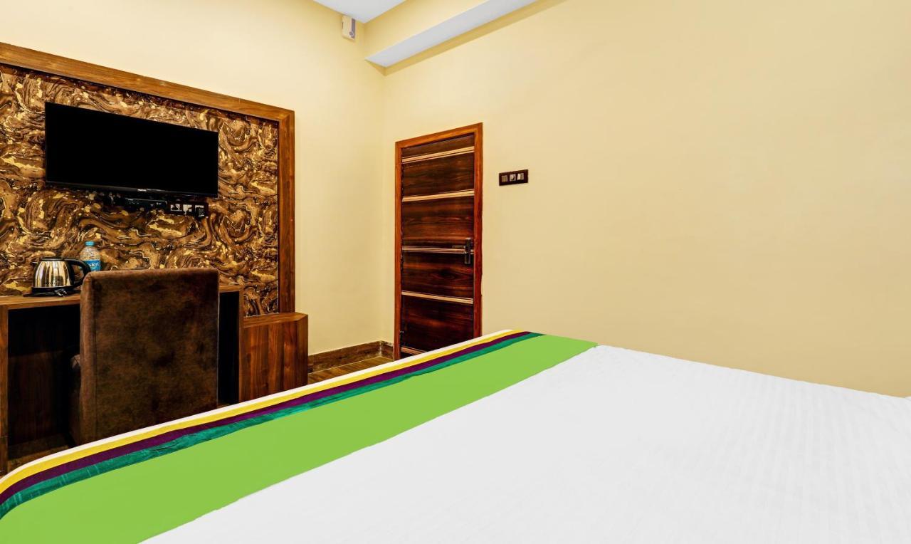 Treebo Spring Brook Hotel Guwahati Bagian luar foto